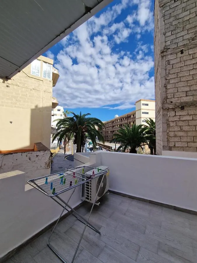 Gonzalo House Los Cristianos Los Cristianos  0*, Los Cristianos (Tenerife) Španělsko